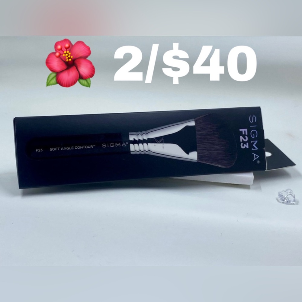 🌺 F23 Soft Angle Contour Brush
